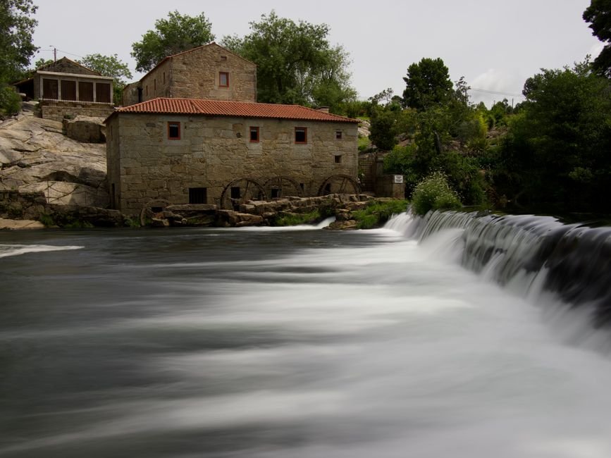 Photo d'un vrai moulin à Eau en Pierre