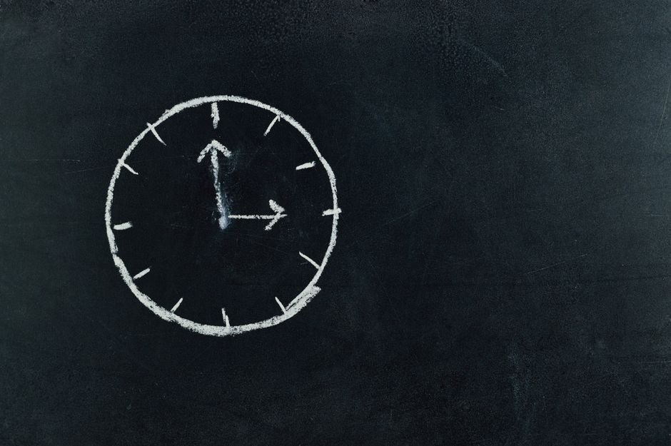 Photo d'un vrai horloge Murale D’École