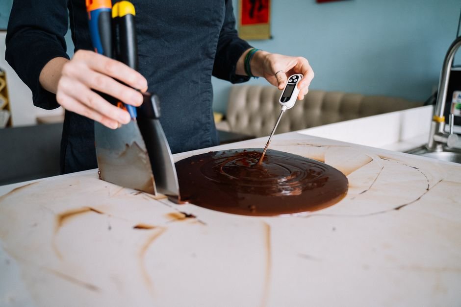 Photo d'un vrai atelier de chocolaterie