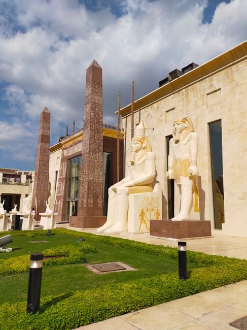 Photo d'un vrai jardin egyptien ancien palmeraies